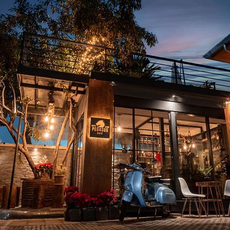 Gordnuea Boutique House Bed & Breakfast Chiang Mai Exterior photo