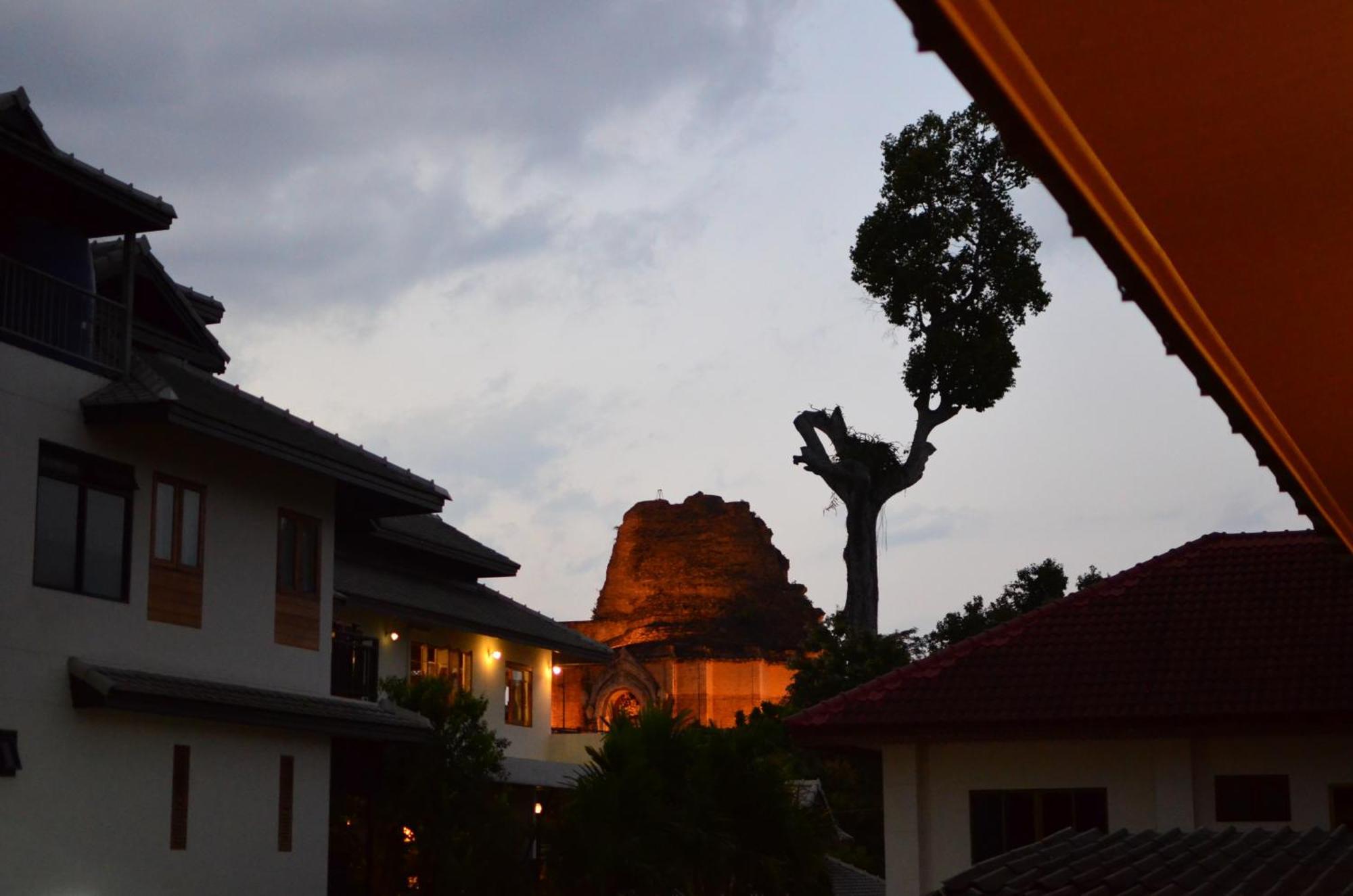 Gordnuea Boutique House Bed & Breakfast Chiang Mai Exterior photo