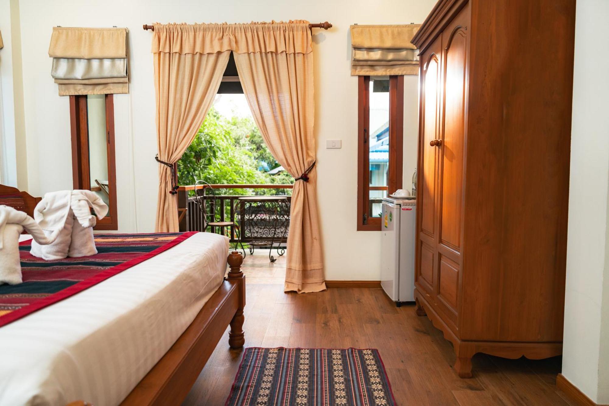 Gordnuea Boutique House Bed & Breakfast Chiang Mai Exterior photo