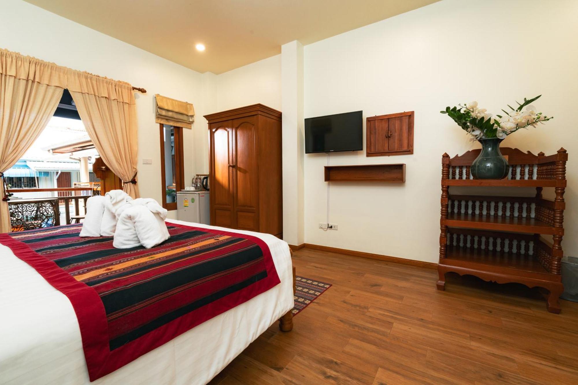Gordnuea Boutique House Bed & Breakfast Chiang Mai Exterior photo