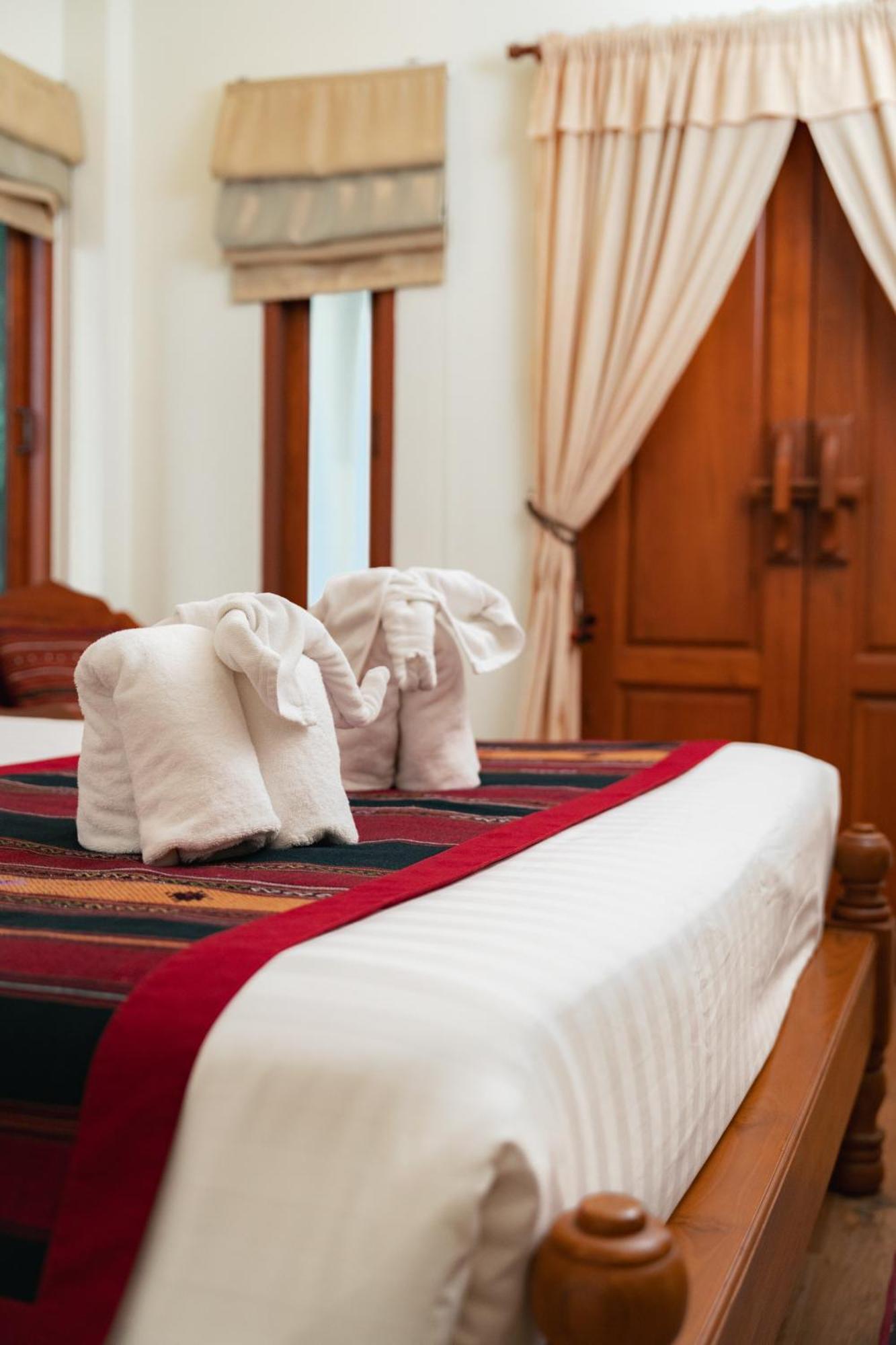 Gordnuea Boutique House Bed & Breakfast Chiang Mai Exterior photo
