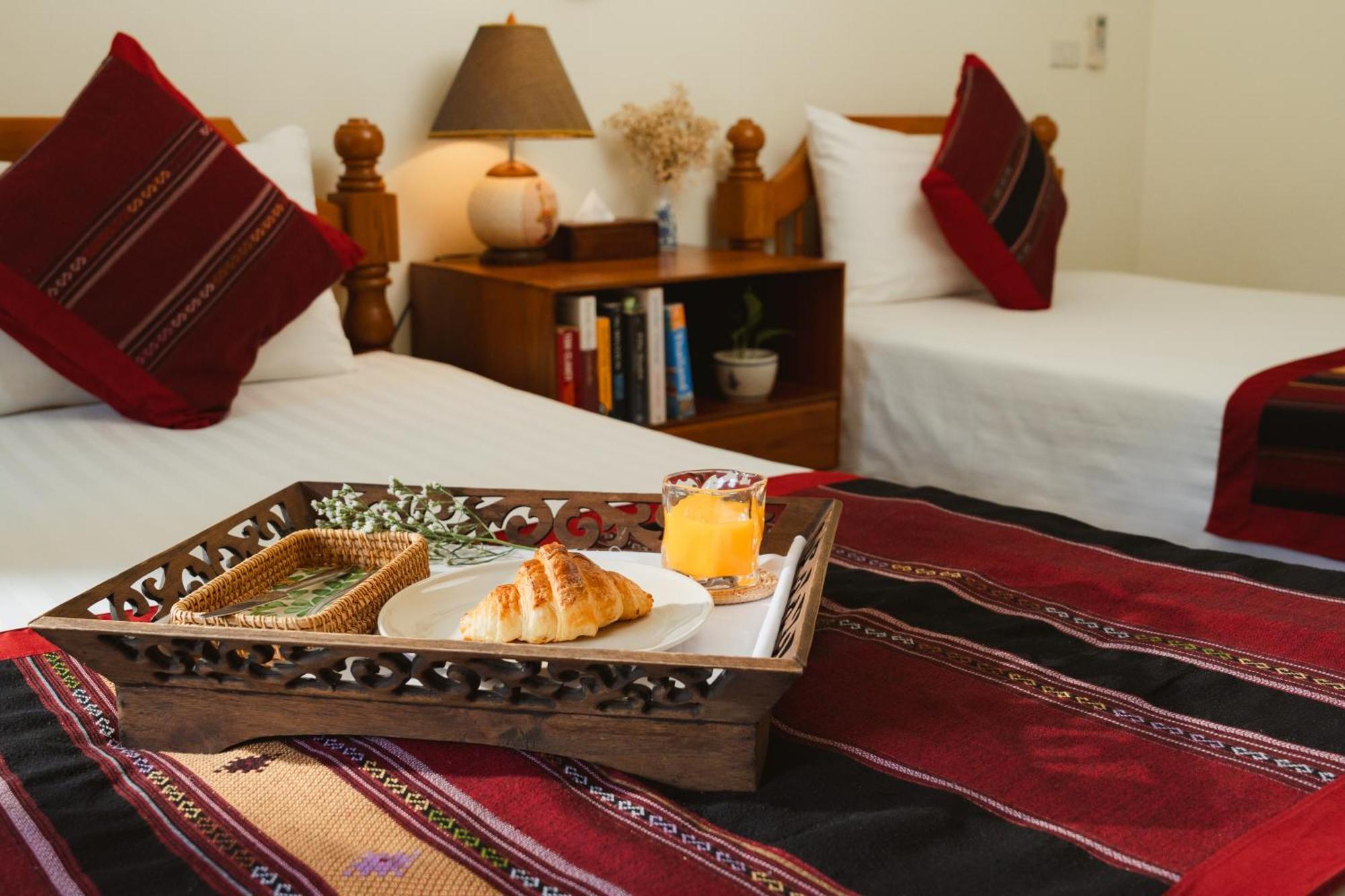 Gordnuea Boutique House Bed & Breakfast Chiang Mai Exterior photo