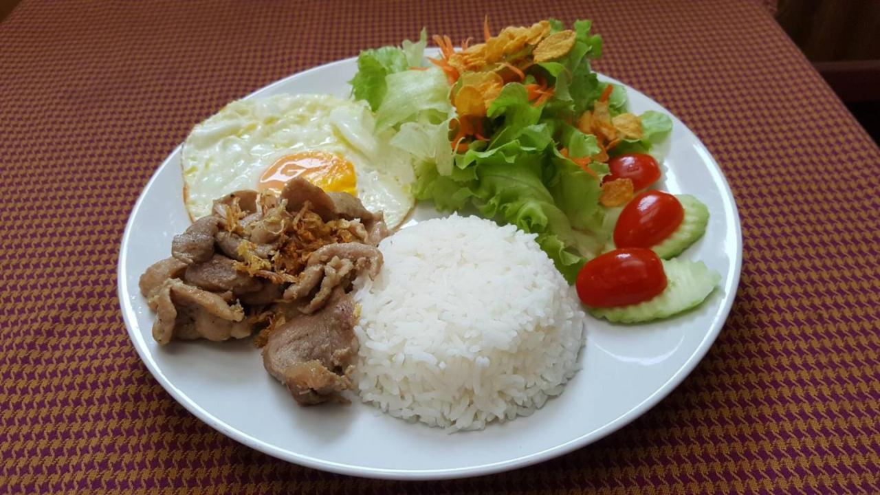 Gordnuea Boutique House Bed & Breakfast Chiang Mai Exterior photo
